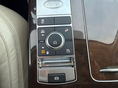 Used 2018 Land Rover Range Rover HSE AWD/4WD image 25