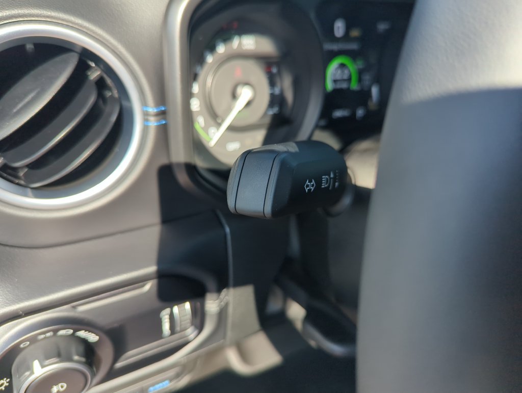 Used 2024 Jeep Wrangler High Altitude AWD/4WD image 18
