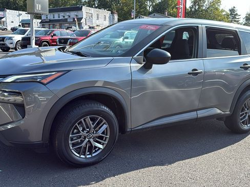 Certified 2024 Nissan Rogue S image 3