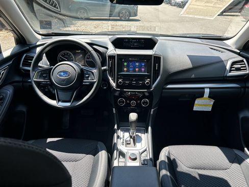 Used 2023 Subaru Forester Premium AWD/4WD image 17