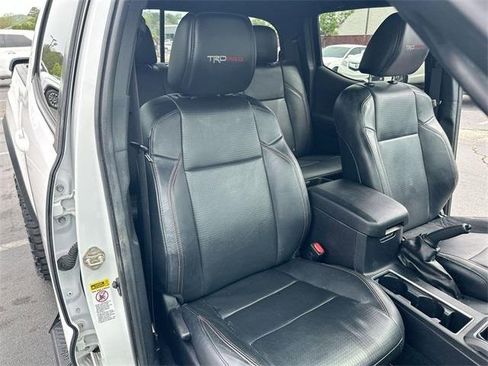 Used 2017 Toyota Tacoma TRD Pro image 24