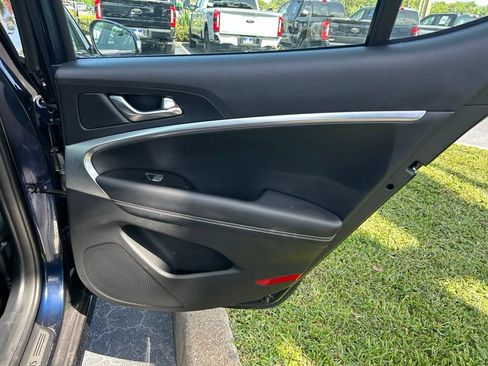 Used 2026 Genesis G70 2.5T RWD image 48