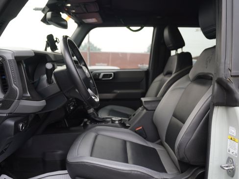 Used 2021 Ford Bronco Black Diamond AWD/4WD image 14