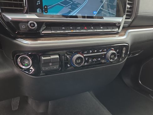 Used 2026 Chevrolet Silverado 1500 RST AWD/4WD image 23
