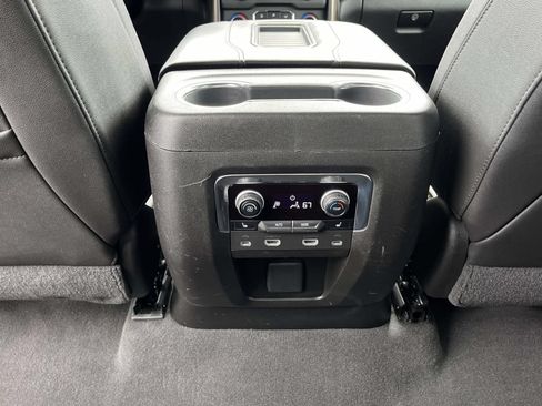 Used 2021 Chevrolet Suburban High Country AWD/4WD image 16