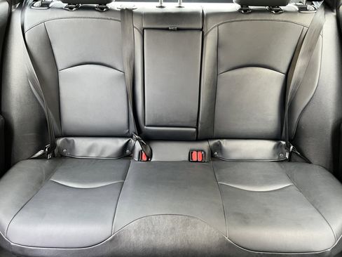 Used 2016 Toyota Prius Four w/ Advanced Technology Package image 16