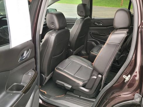 Used 2020 GMC Acadia AT4 AWD/4WD image 27