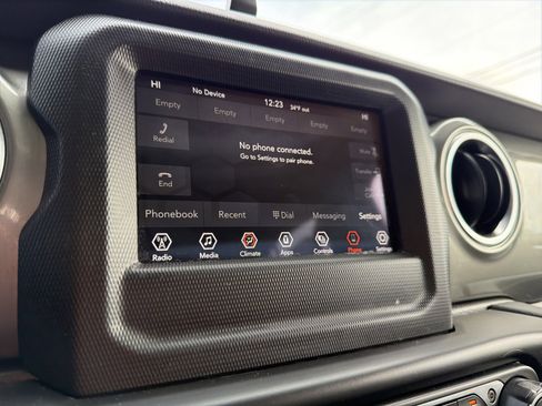 Used 2021 Jeep Gladiator Overland w/ Trailer Tow Package image 37