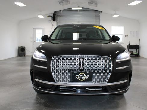 Used 2024 Lincoln Corsair FWD image 3