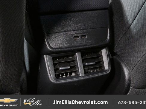 Certified 2025 Chevrolet Equinox LT FWD image 19