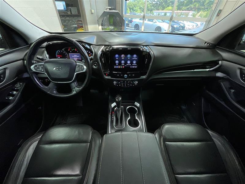 Used 2020 Chevrolet Traverse RS FWD image 24