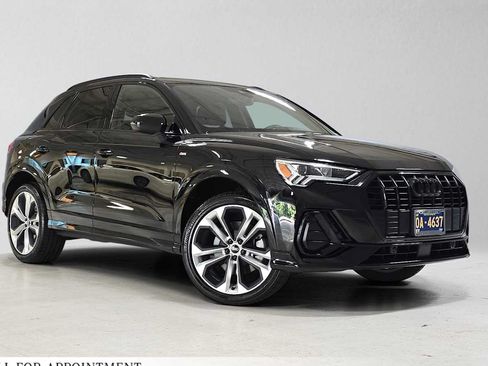Used 2021 Audi Q3 2.0T Premium Plus w/ Premium Plus Package AWD/4WD image 1
