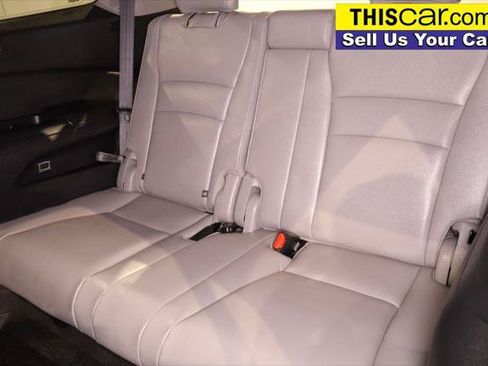 Used 2017 Honda Pilot Touring image 29