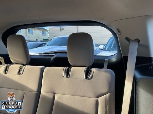 Used 2021 Ford Explorer 2WD image 36