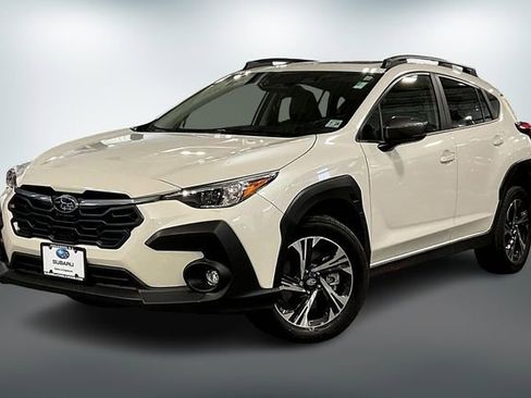 Used 2024 Subaru Crosstrek 2.0i Premium image 3