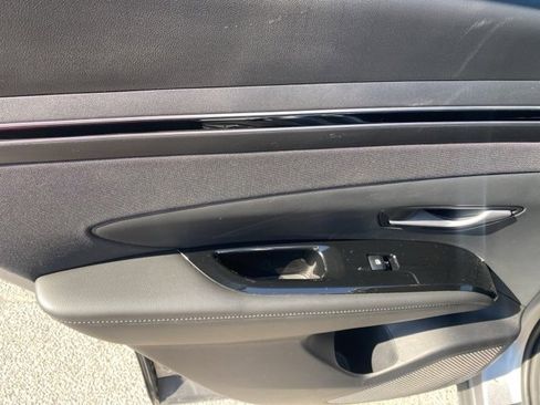 Used 2022 Hyundai Tucson SEL image 12
