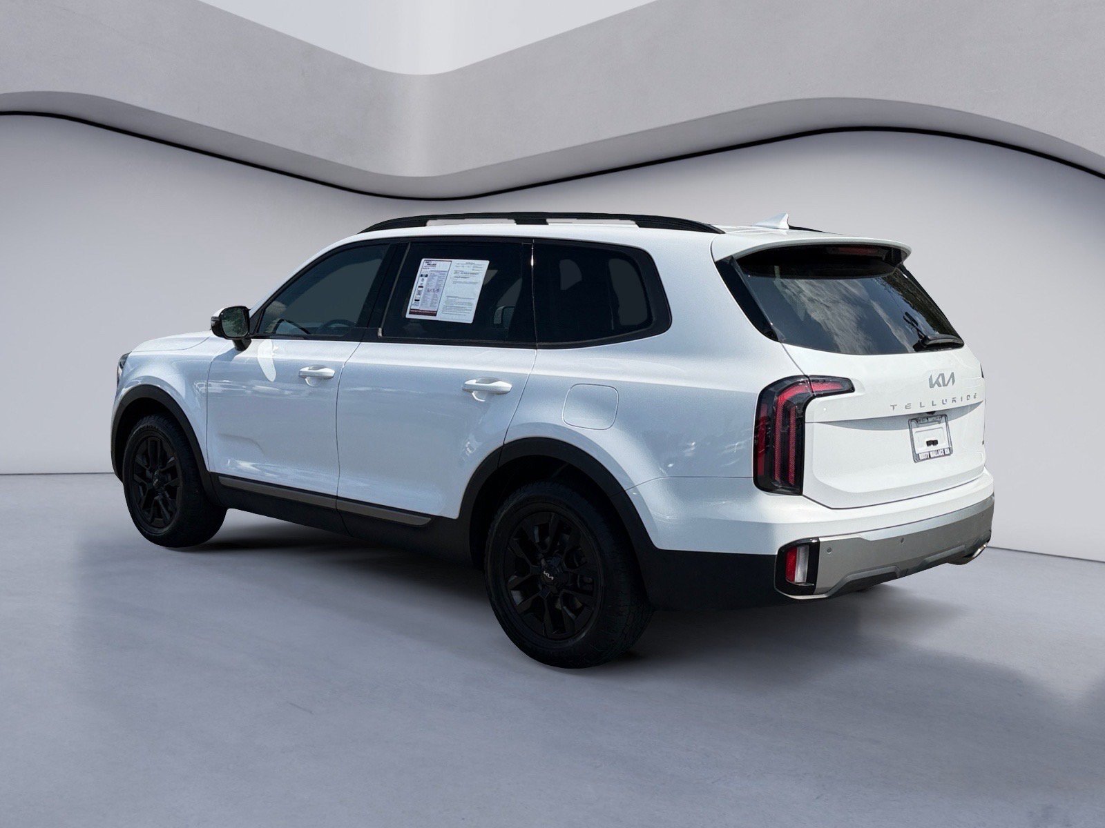 Used 2023 Kia Telluride SX Prestige X-Pro AWD/4WD image 3