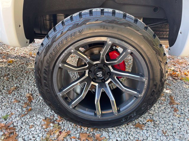 Used 2022 Chevrolet Silverado 1500 RST w/ Safety Package AWD/4WD image 18