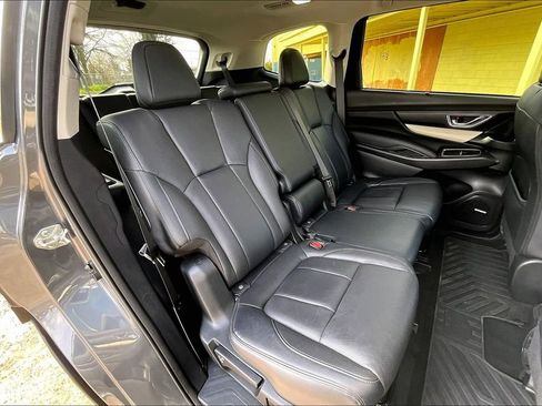 Used 2019 Subaru Ascent Limited w/ Popular Package #2A image 21