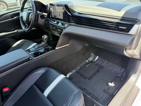 Used 2026 Toyota Camry SE w/ Convenience Package FWD image 30