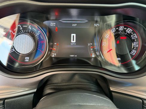 Used 2023 Dodge Challenger R/T w/ Plus Package image 9