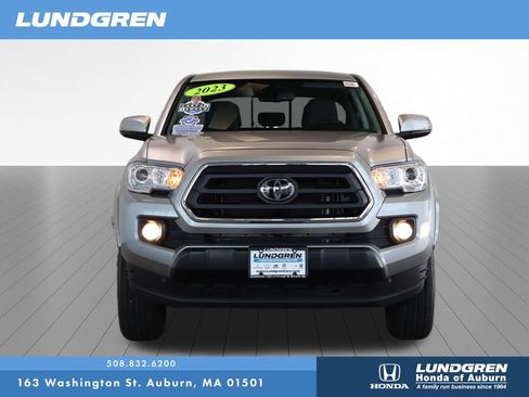 Used 2023 Toyota Tacoma SR5 w/ Technology Package AWD/4WD image 2