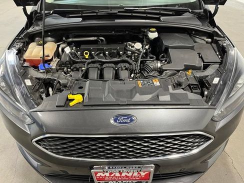 Used 2018 Ford Focus SEL FWD image 9
