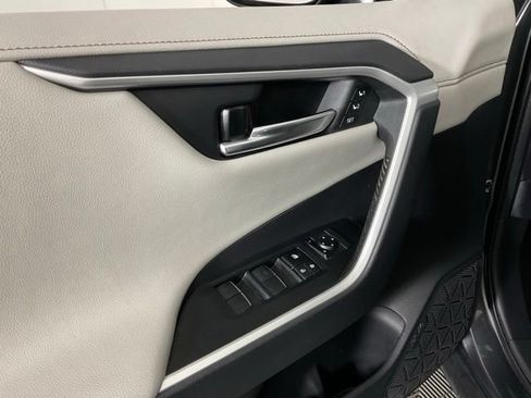 Used 2019 Toyota RAV4 Limited w/ All Weather Liner Package AWD/4WD image 31