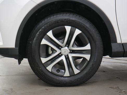 Used 2016 Toyota RAV4 LE AWD/4WD image 26