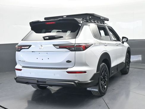 New 2026 Mitsubishi Outlander Trail Edition AWD/4WD image 5