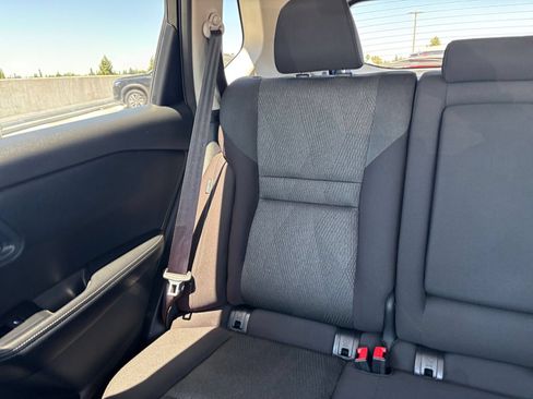 Used 2025 Nissan Rogue SV FWD image 41