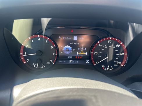 Used 2024 Nissan Titan PRO-4X w/ Off Road Protection Package image 22