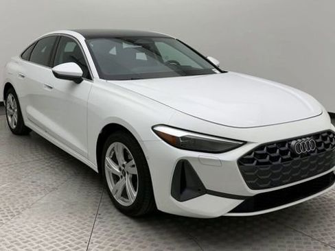 Used 2025 Audi A5 2.0T Premium w/ Convenience Package image 8