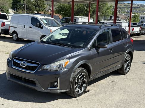 Used 2017 Subaru Crosstrek 2.0i Limited AWD/4WD image 8