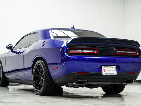 Used 2020 Dodge Challenger R/T Scat Pack w/ Dynamics Package RWD image 11