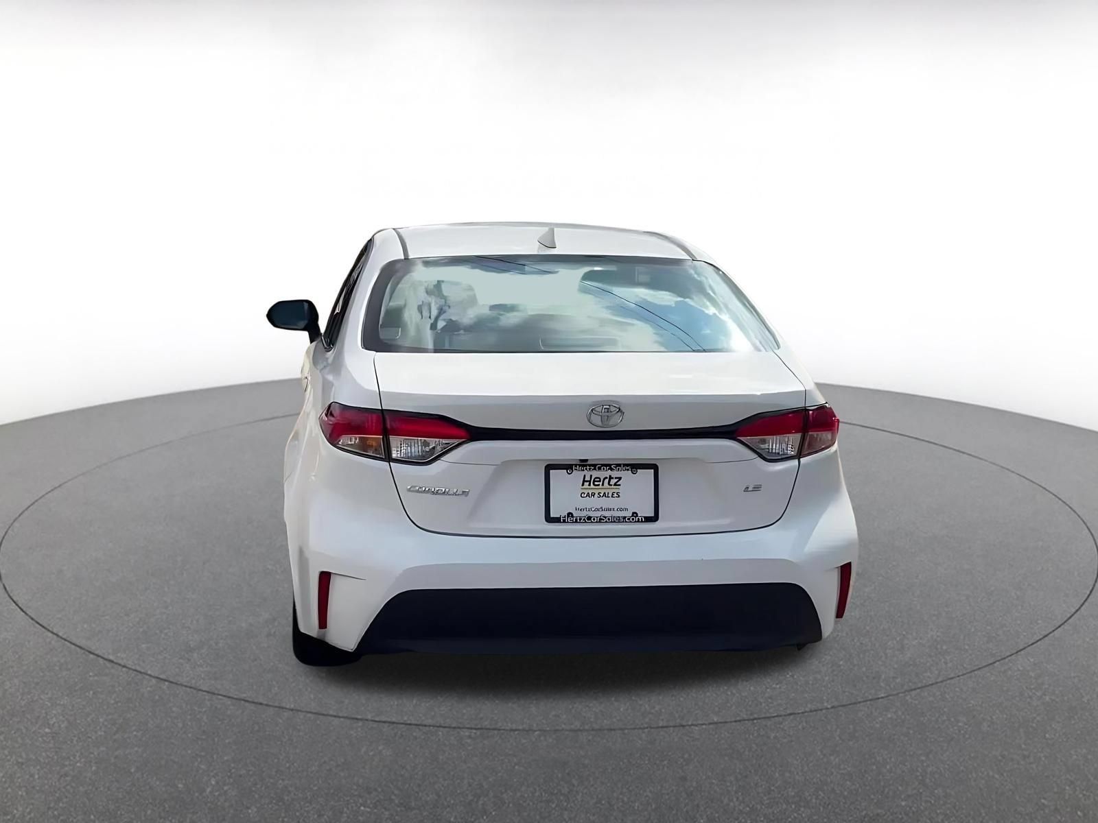 Used 2025 Toyota Corolla LE FWD image 12
