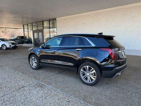 Certified 2024 Cadillac XT5 Premium Luxury w/ LPO, Floor Liner Package image 6