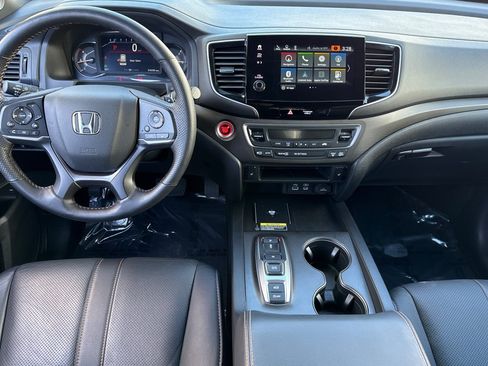 Certified 2024 Honda Passport TrailSport image 24