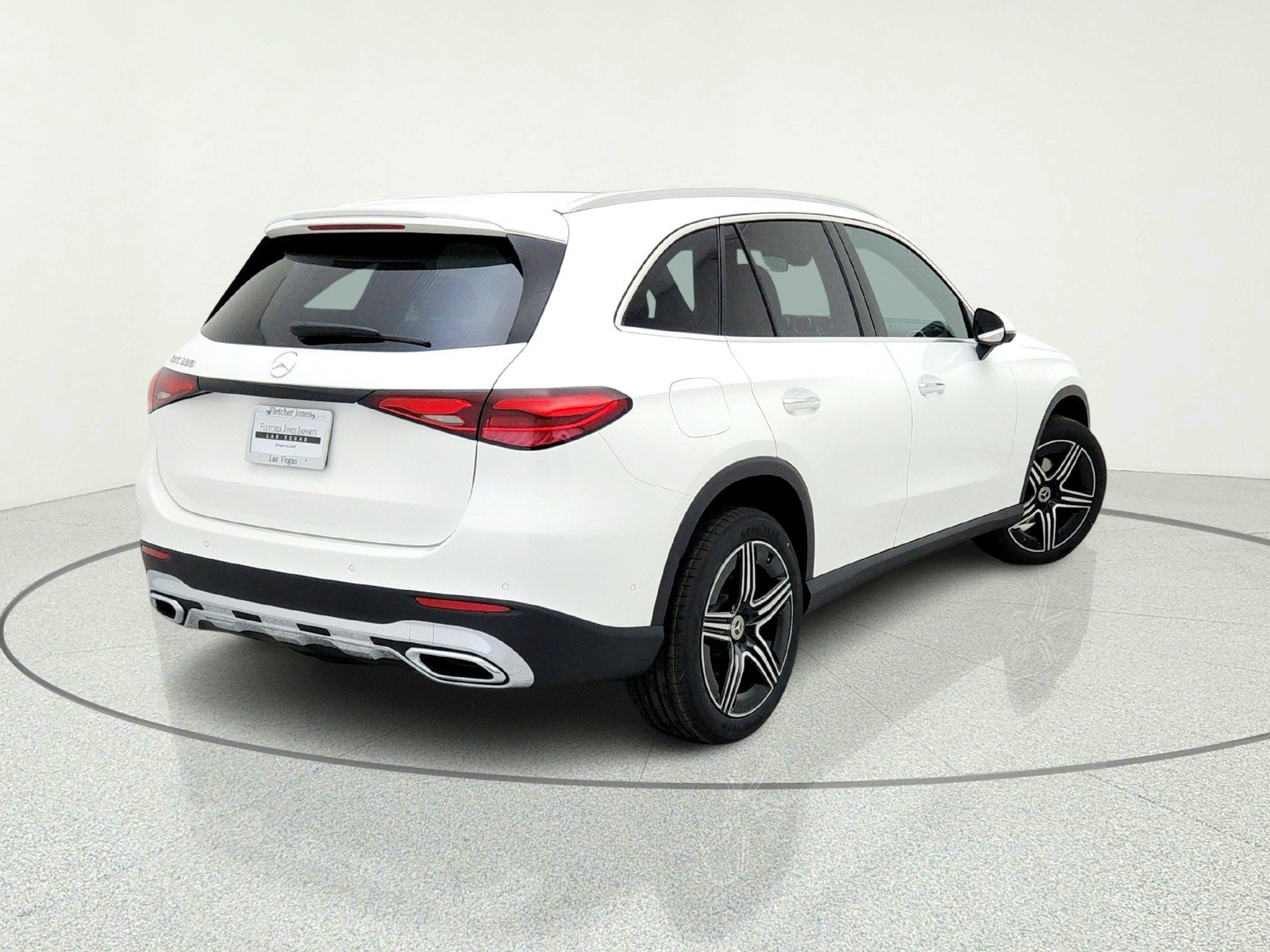 Used 2026 Mercedes-Benz GLC 300 image 9