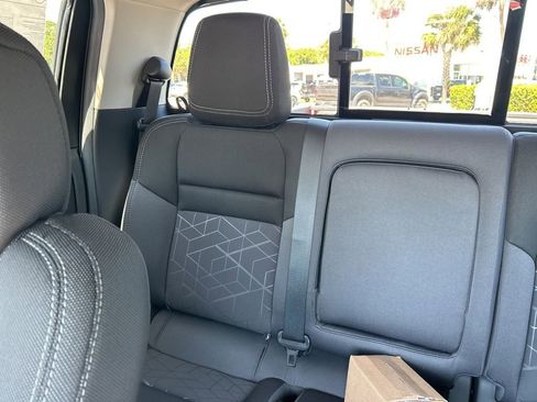New 2026 Nissan Frontier SV w/ SV Convenience Package image 13