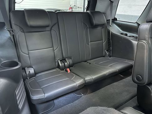 Used 2019 GMC Yukon Denali w/ Denali Ultimate Package AWD/4WD image 12