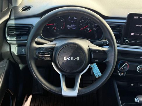 Used 2022 Kia Rio LX image 16
