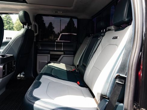 Used 2022 Ford F350 Limited image 19