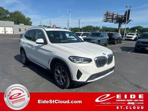 Used 2024 BMW X3 xDrive30i AWD/4WD image 1