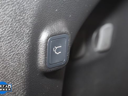 Used 2022 Jeep Cherokee Limited image 51