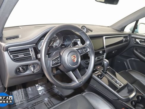 Used 2022 Porsche Macan image 28