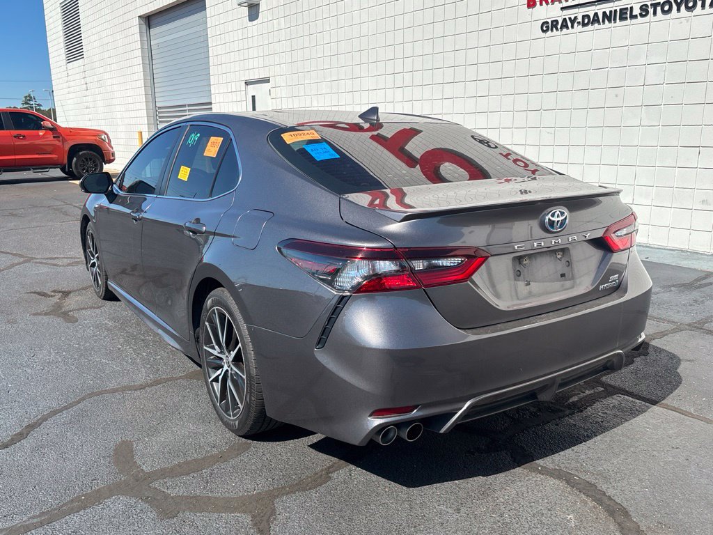 Used 2021 Toyota Camry SE w/ Audio Upgrade Package FWD image 6
