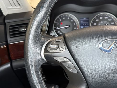 Used 2011 INFINITI M37 w/ Premium Pkg RWD image 27