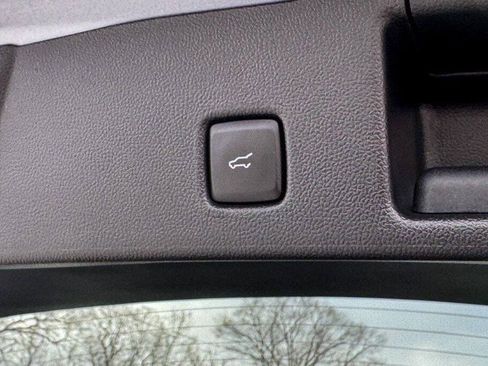 Used 2022 Ford Escape SEL AWD/4WD image 14