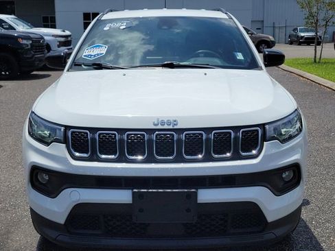 Used 2024 Jeep Compass Latitude AWD/4WD image 8